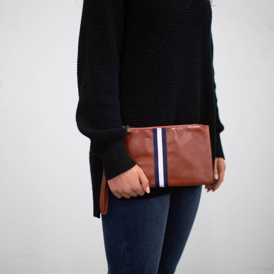 Preppy Stripe Zipper Clutch - Black/White