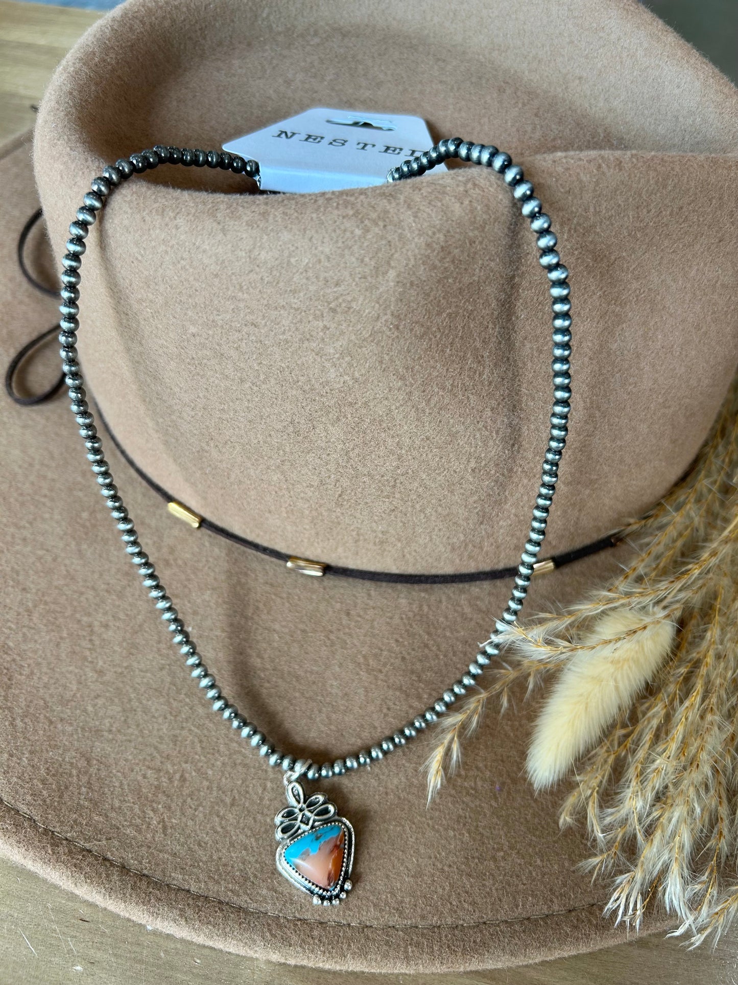 Western Beaded Pendant Necklace