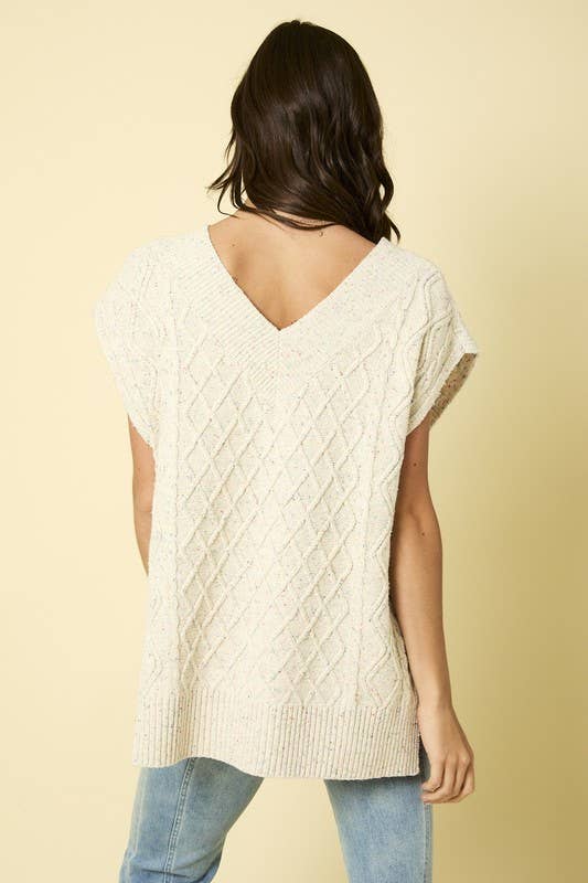 OVERSIZED CABLE VEST