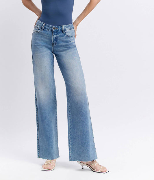 MID RISE CLEAN CUT RAW HEM WIDE JEANS