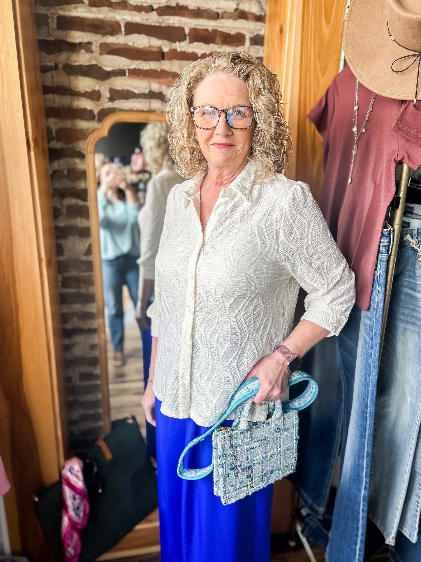 Textured 3/4 Sleeve Button-Down Blouse