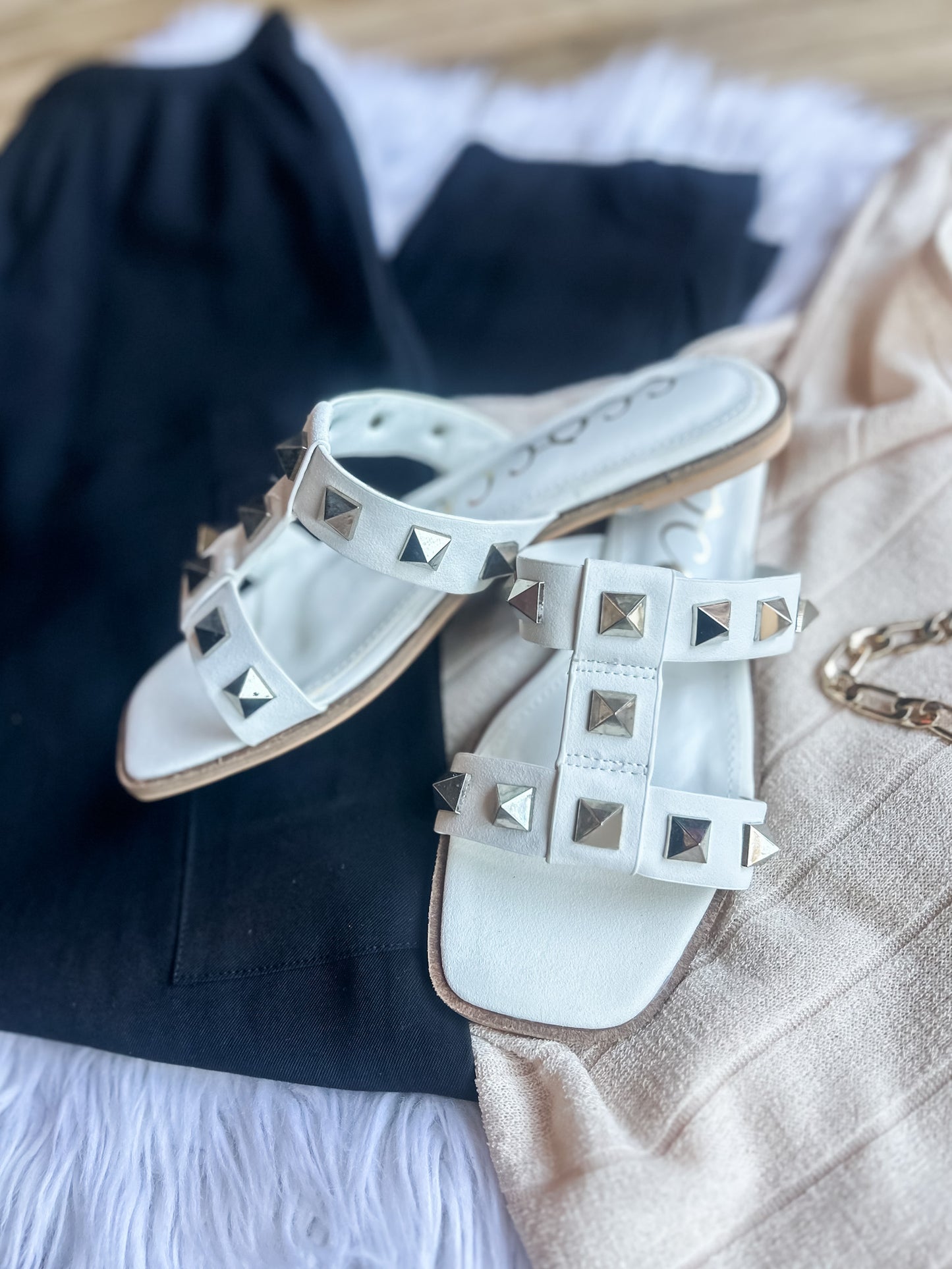 EMBELLISHED STRAP SLIDE SANDAL
