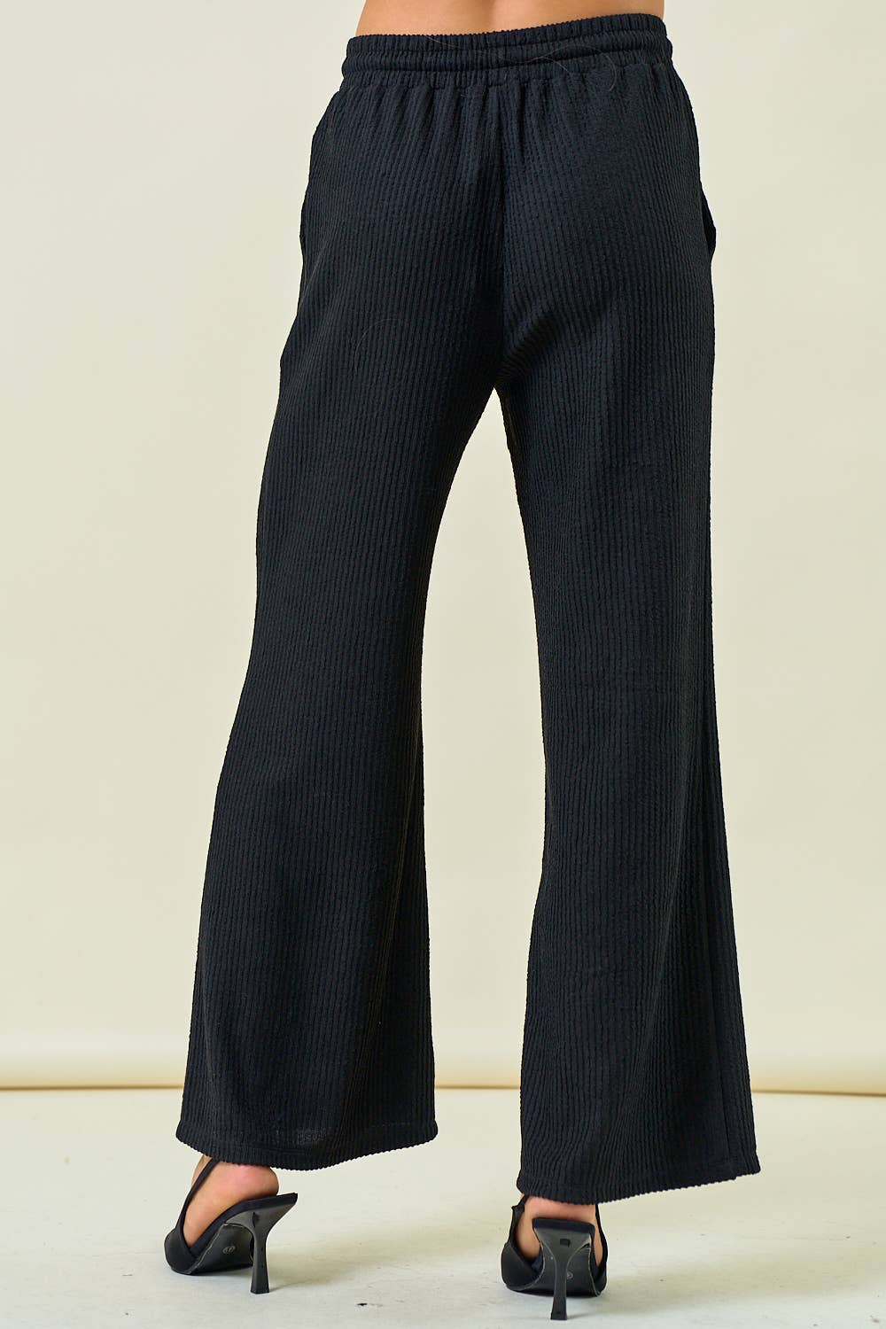 TEXTURED KNIT WIDE LEG PANTS