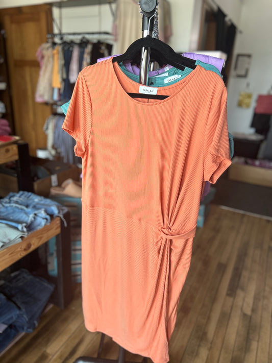 Short Sleeve Twist Detail Fitted Dress
