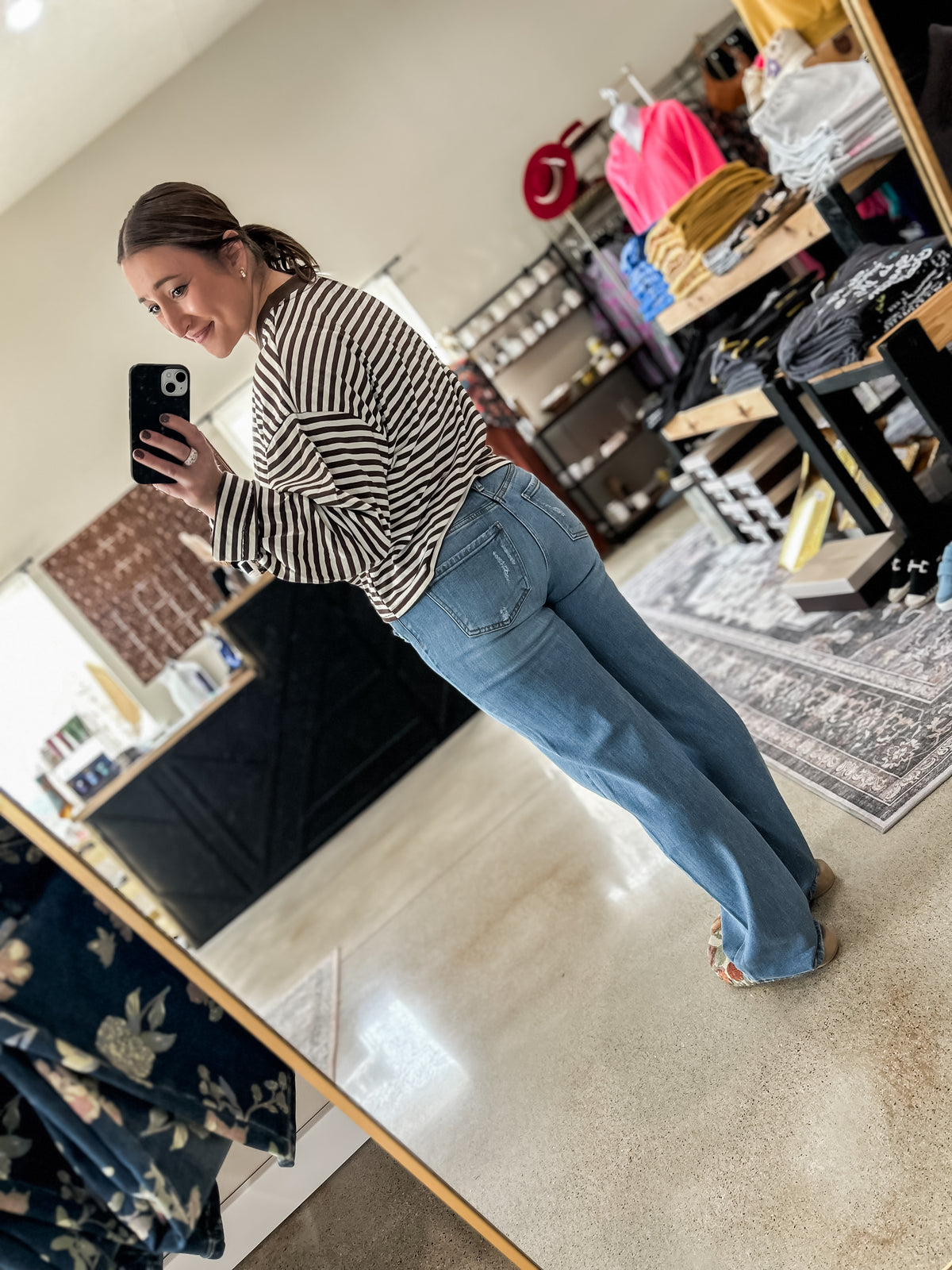 TUMMY CONTROL HIGH RISE STRAIGHT JEANS