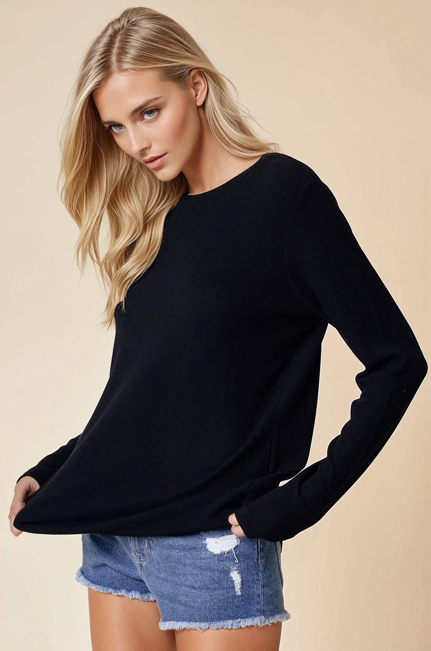 ROUND NECK SOFT KNIT TOP