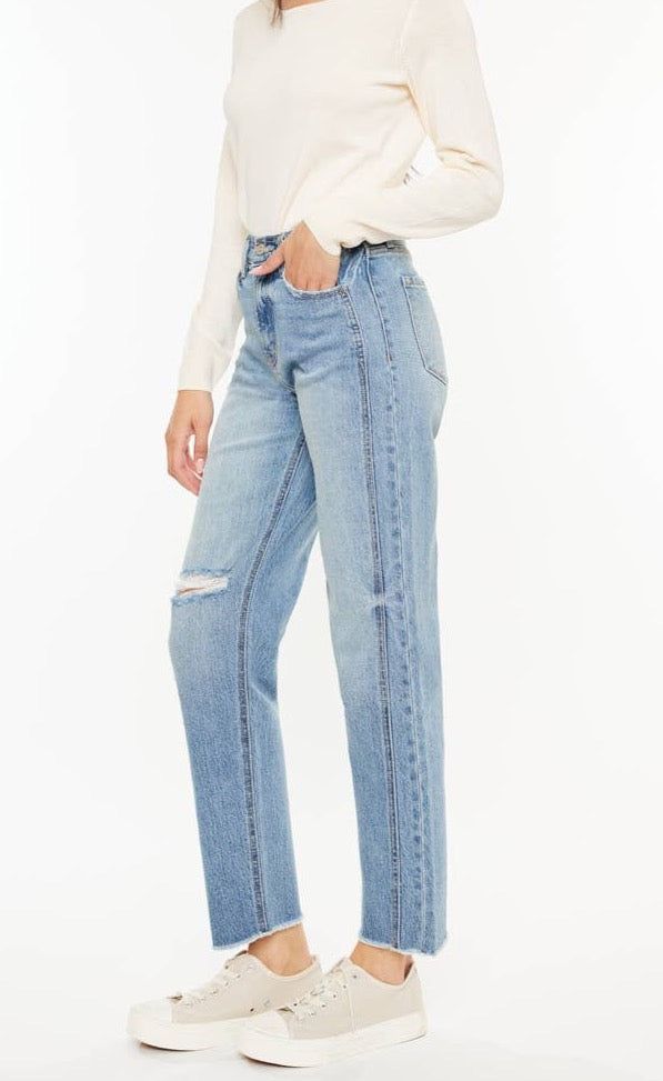 90s Style Boyfriend Jeans
