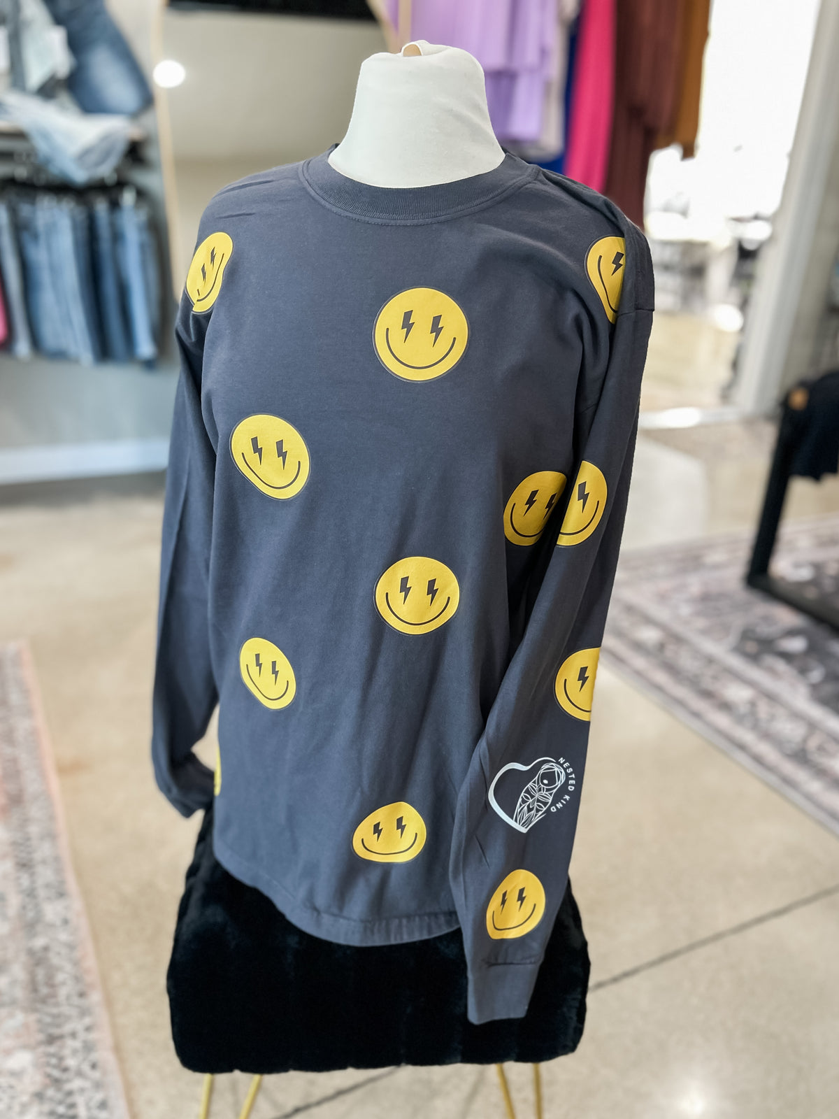 NK-Smiley Long Sleeve Tee
