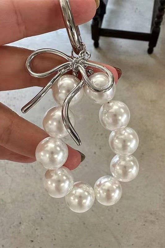 JOSSLYN by wall to wall - BAG CHARM-PEARL KEYCHAIN BAG CHARM | 40KC139