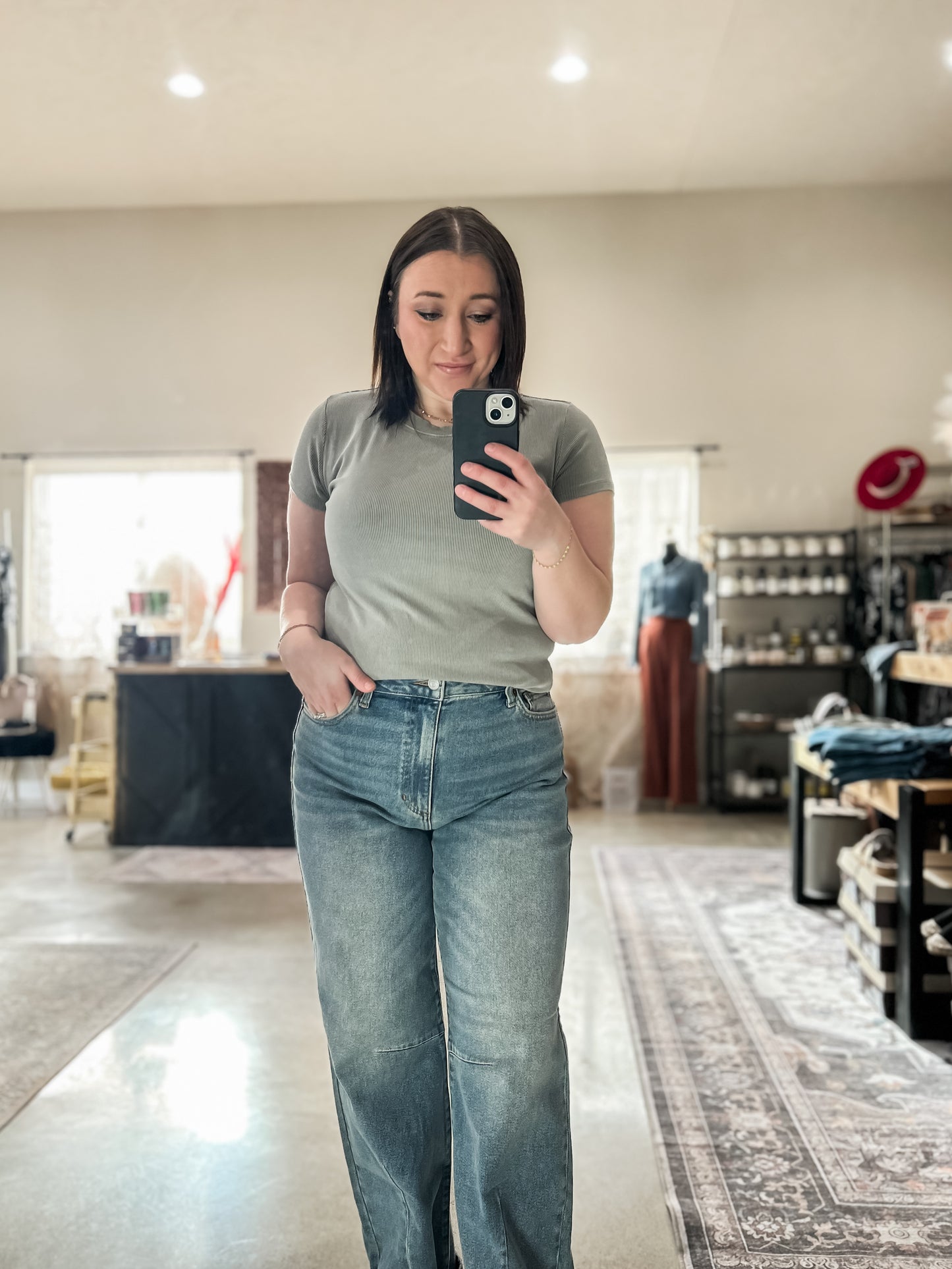 GARMENT DYE RIBBED TOP