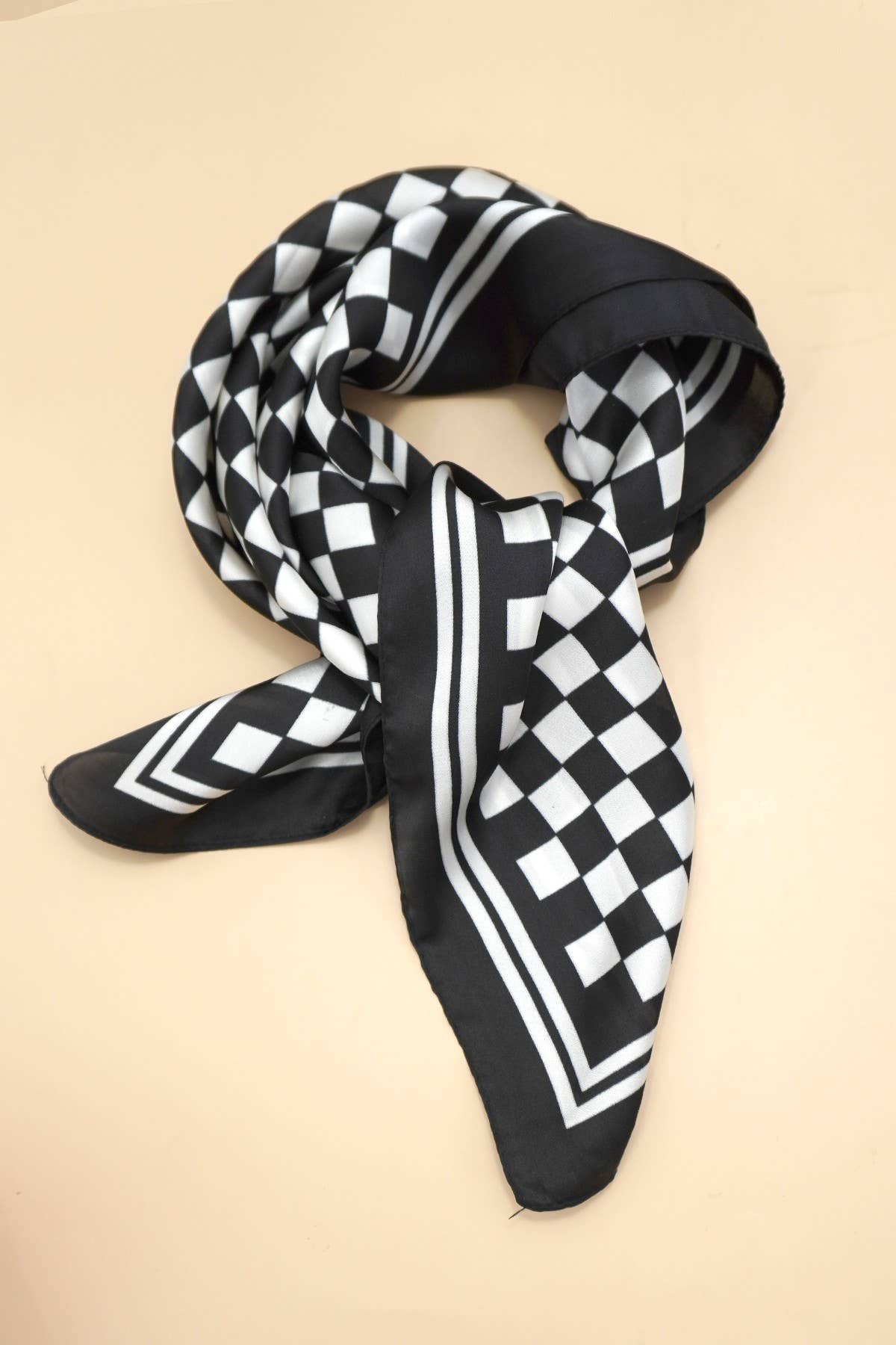 LARGE CHECKER PRINT SILKY FEEL BANDANA SCARF