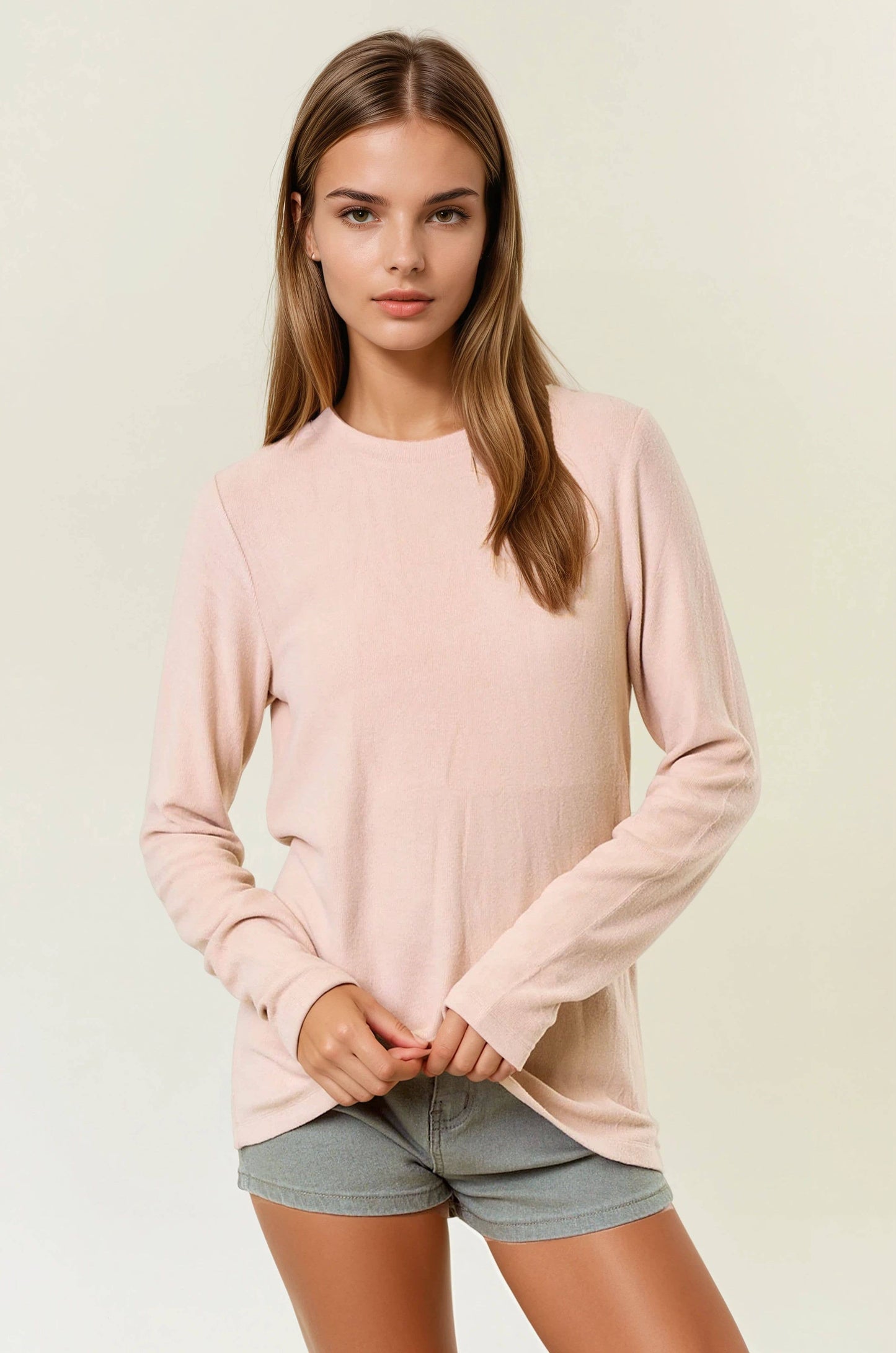 ROUND NECK SOFT KNIT TOP
