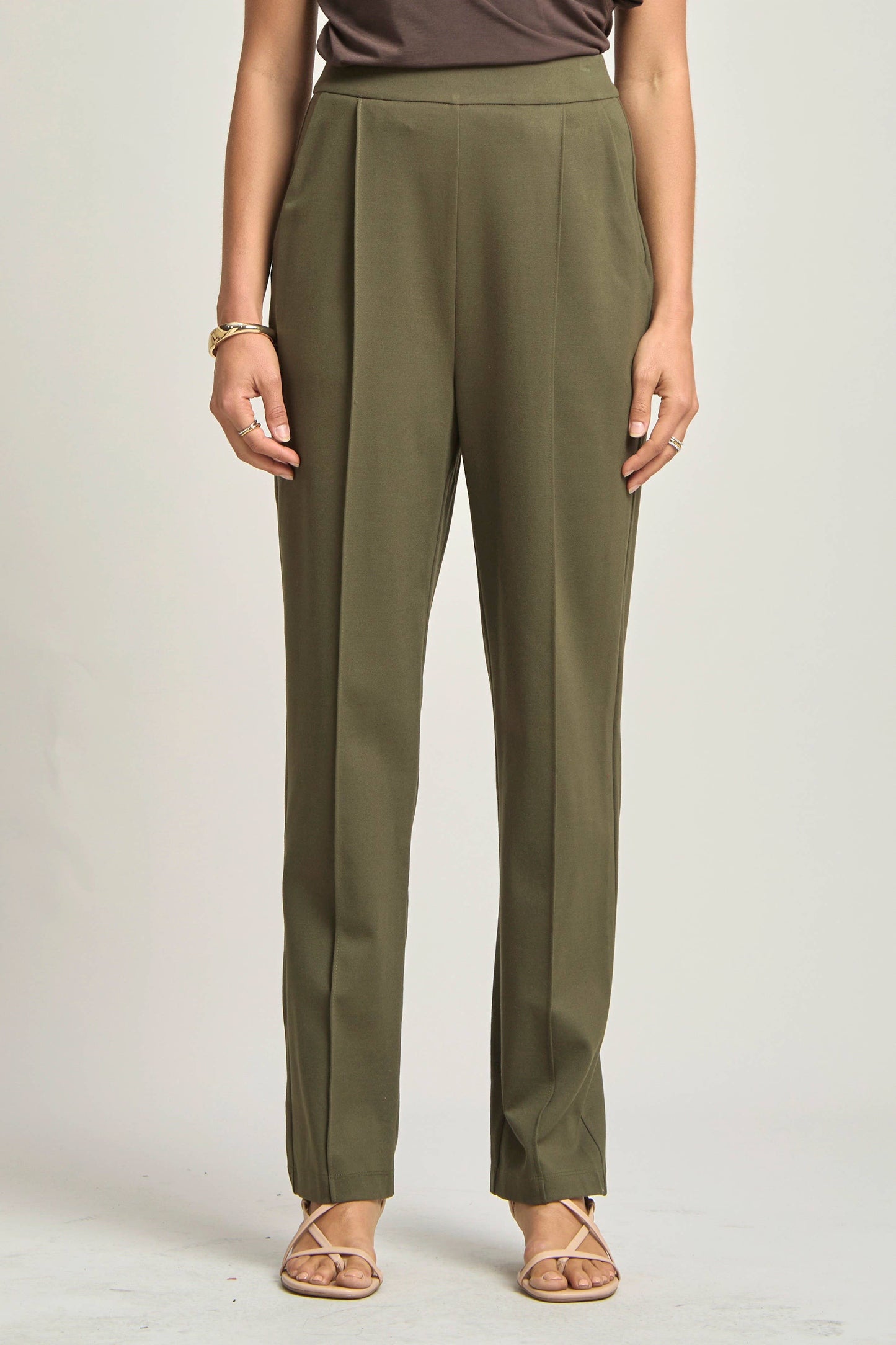 DS  Magic High-Rise Barrel Pants