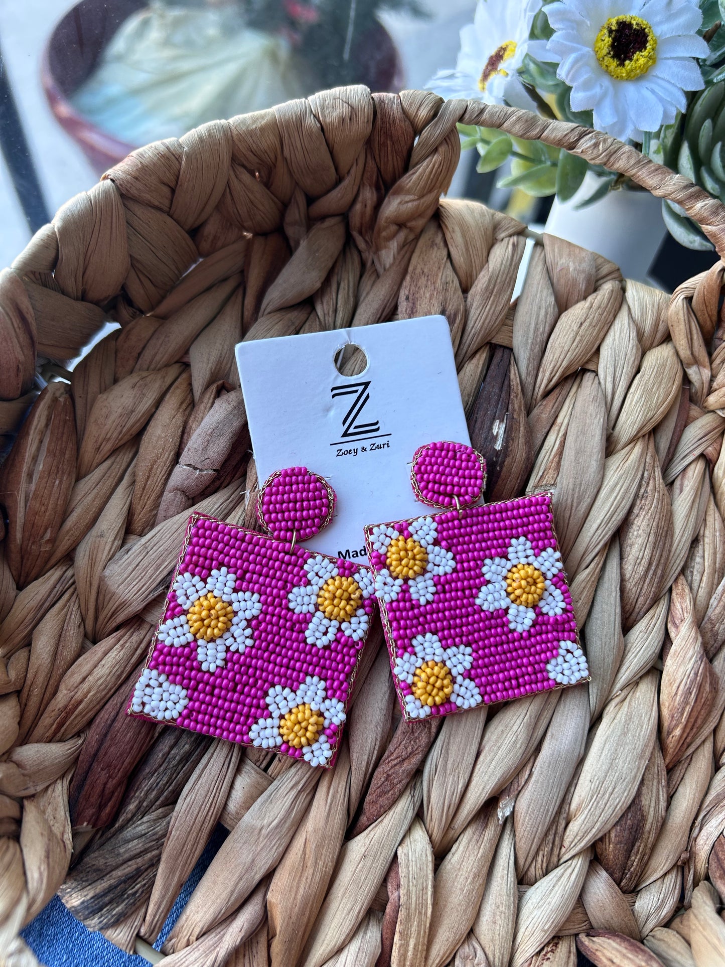 Beaded Daisy Earrings