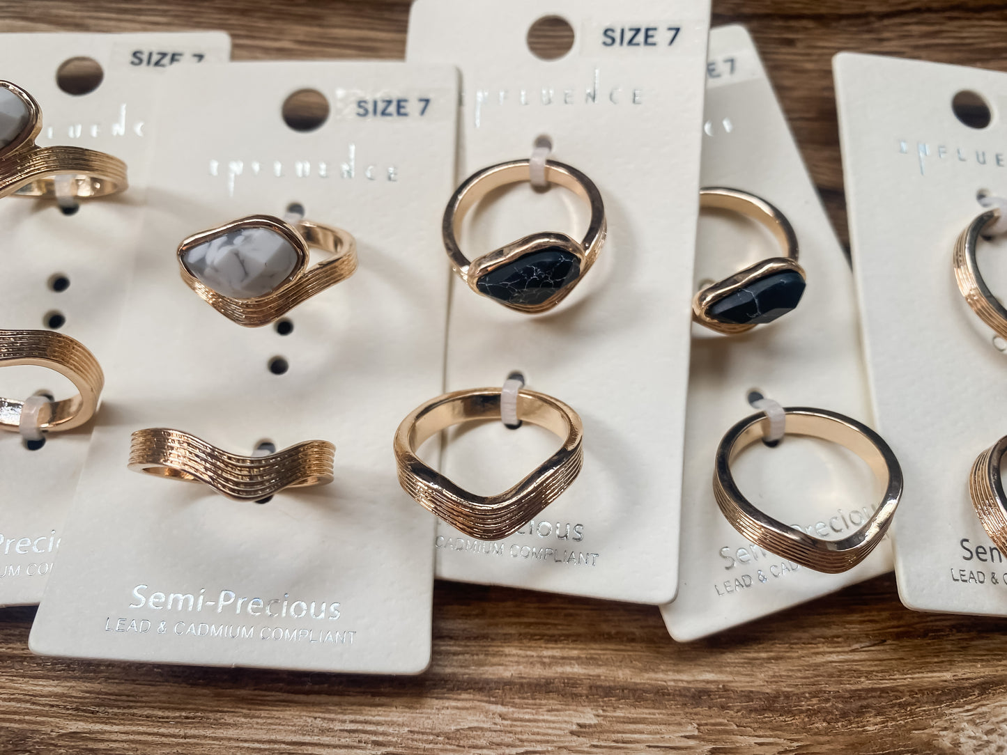Urbanista-Semi Precious Stone Textured Band Ring